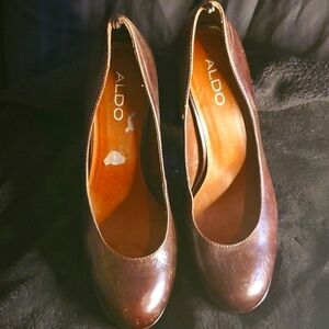 Aldo BROWN LEATHER PLATFORM PUMPS